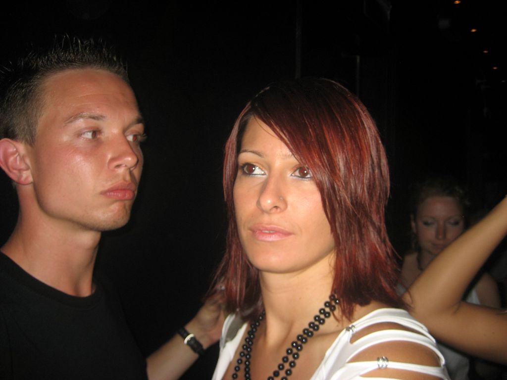 i/Kranj/Absolvent08/07-BlackWhiteParty/absolvent 1930.jpg